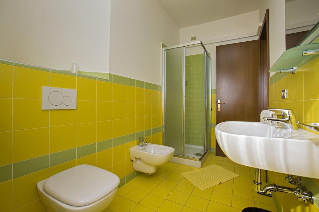 Hotel Esperia Alba Adriatica Kamer foto