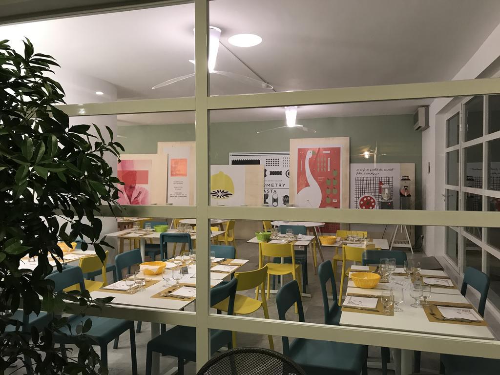 Hotel Esperia Alba Adriatica Buitenkant foto